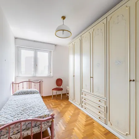 Bright Apartment- Vasco De Gama * Bologna