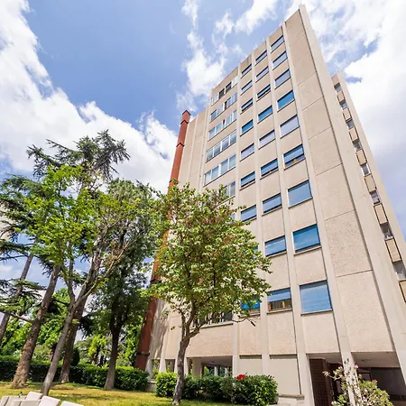 Apartment Bright Apartment- Vasco De Gama